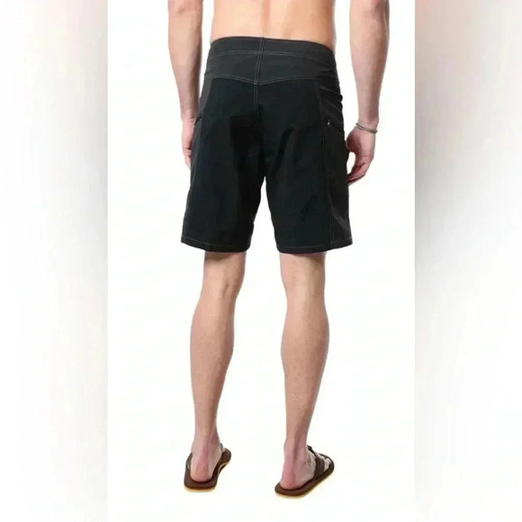 Kuhl Men's  Mutiny Board Short Black Size 36 - Picture 4 of 11